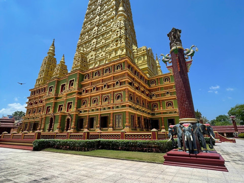 Wat Maha That Wachiramongkol-奥律必去景点