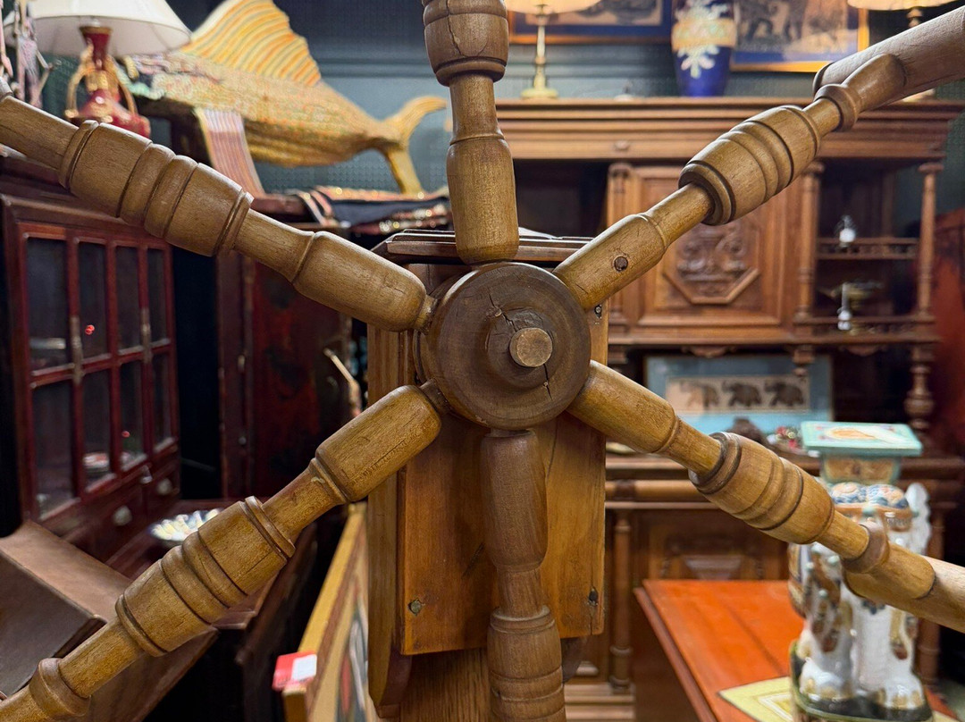 New Oxford Antique Center-New Oxford必去景点