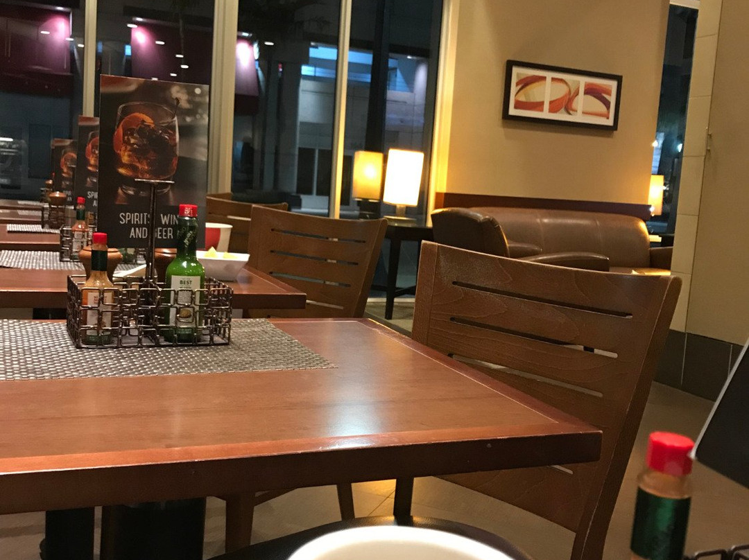 西棕榈滩市区凯悦嘉轩酒店主图