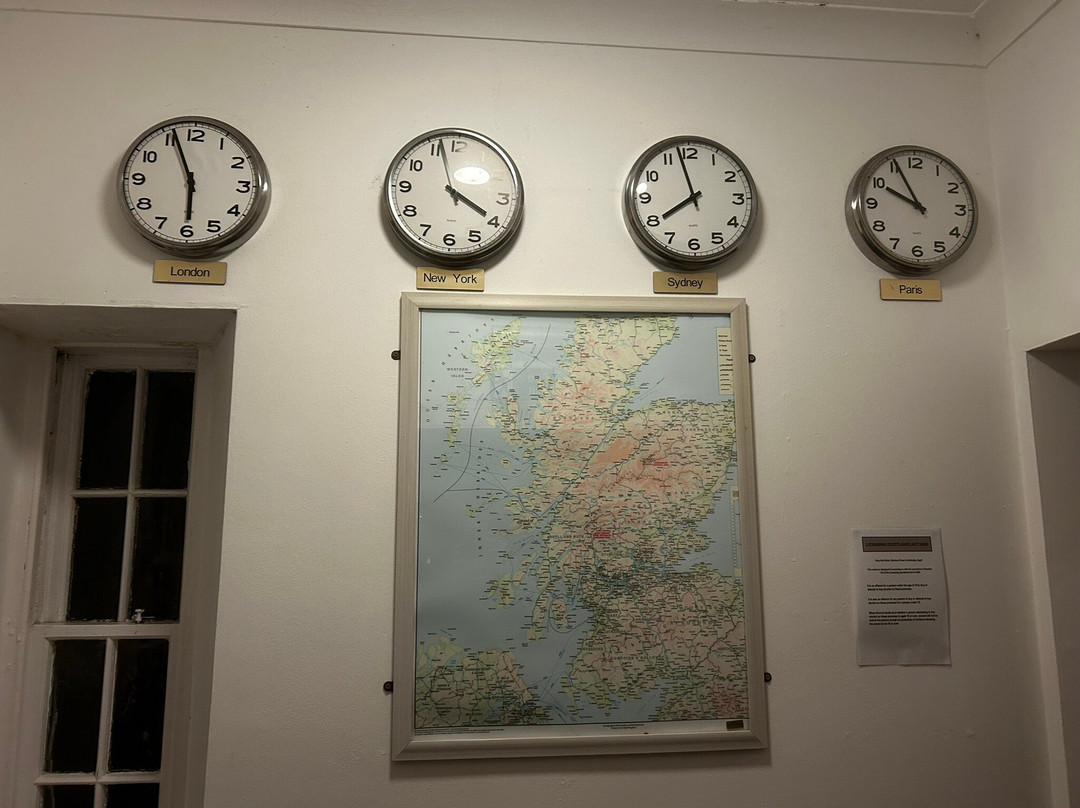 灰色海湾酒店主图