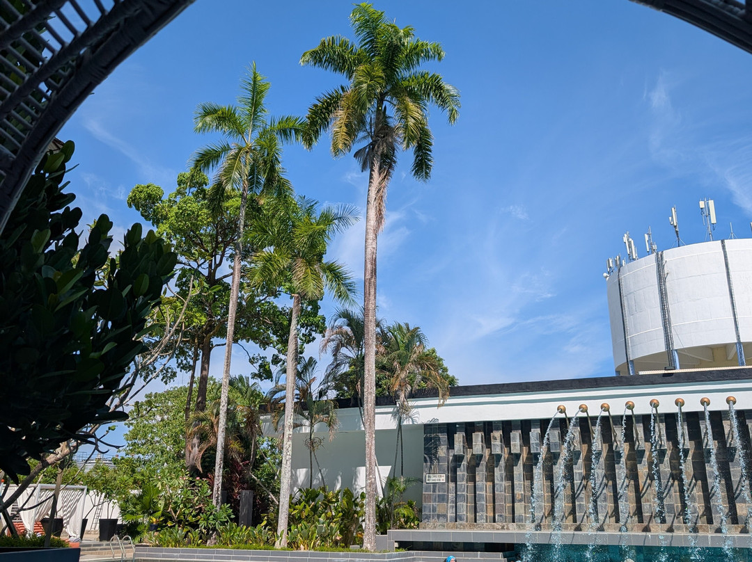 兰卡威克罗斯克之翼度假村酒店主图