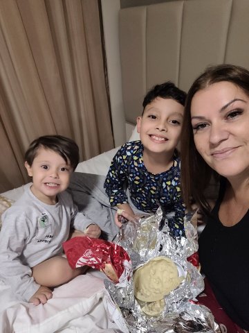 肯奈拉拉盖托-旅行者