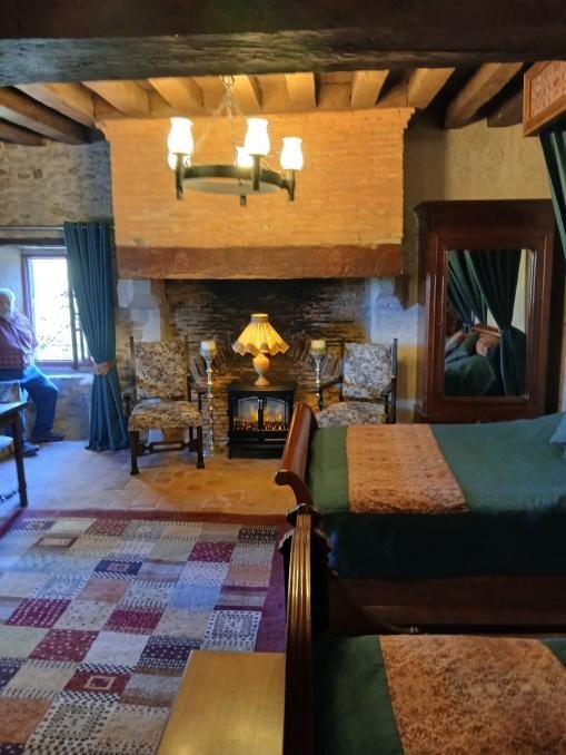 Chateau De Montmagner-客卧