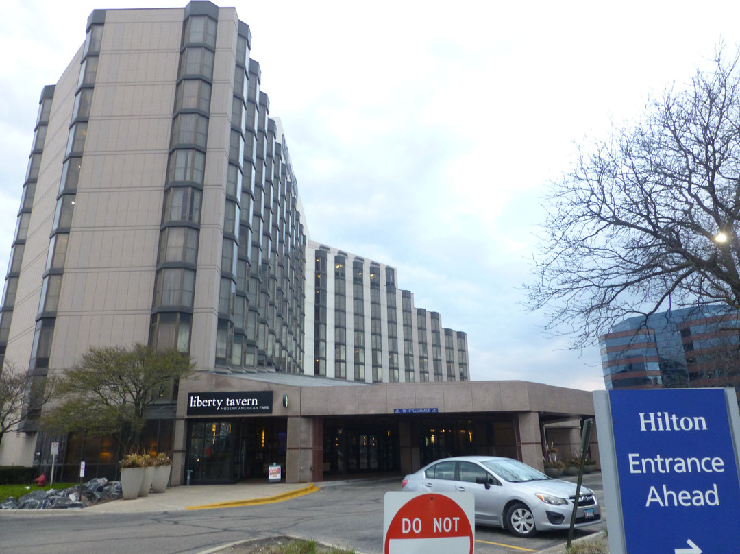 芝加哥奥黑尔罗斯蒙特希尔顿酒店主图