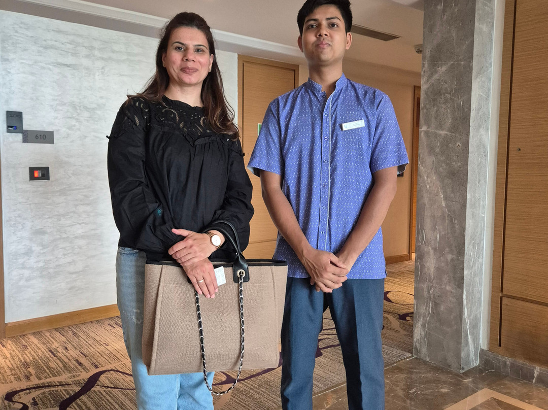 Vivanta布巴内斯瓦尔DN广场主图