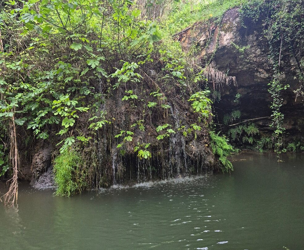 Kremiotis Waterfall-Kritou Terra必去景点