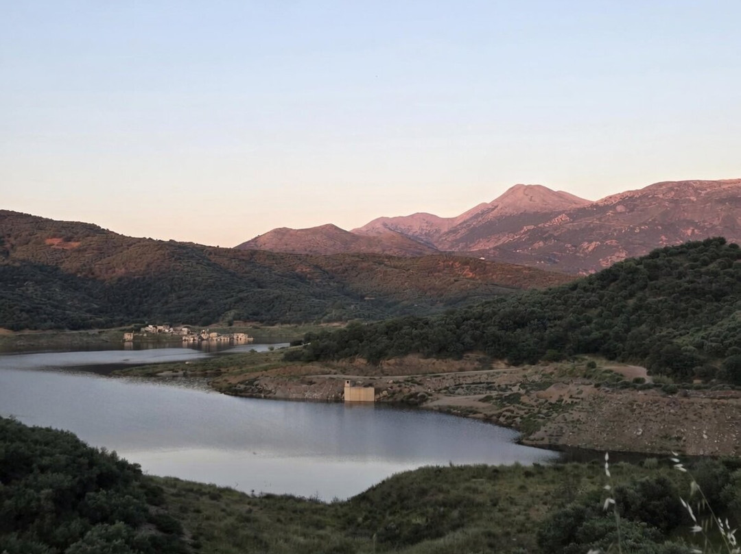 Cretan Tuk Tuk Tours-Piskopiano必去景点