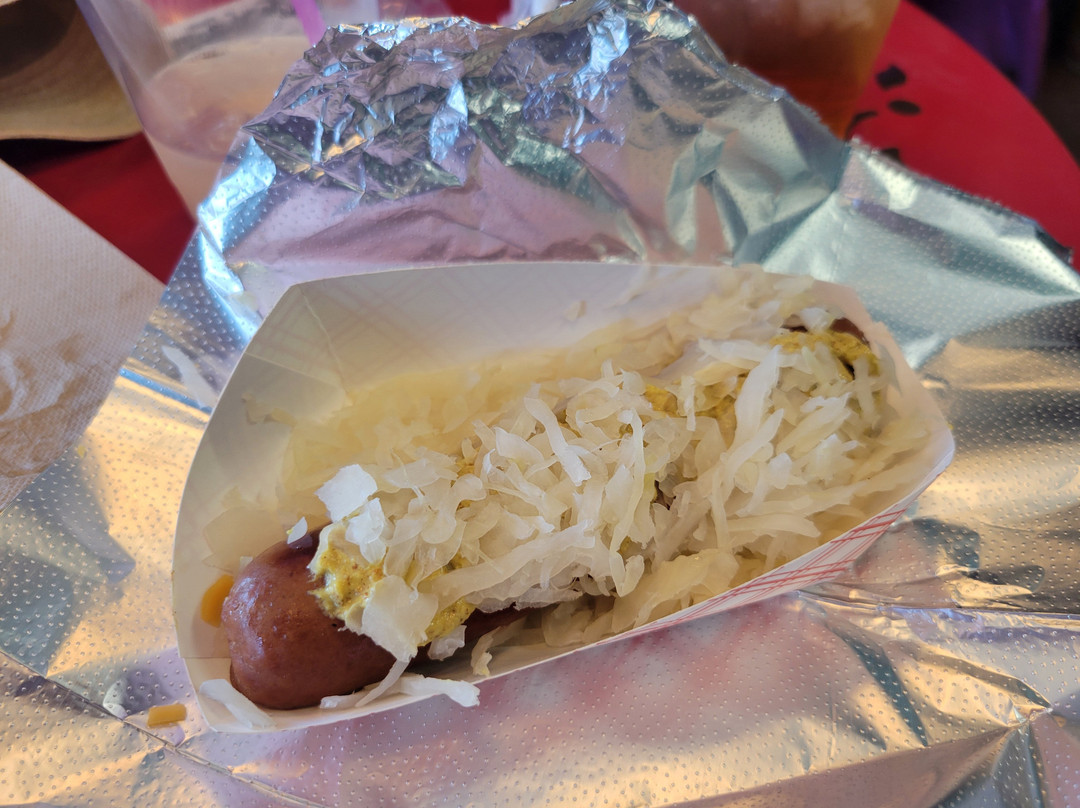 Hollywood Haute Dogs