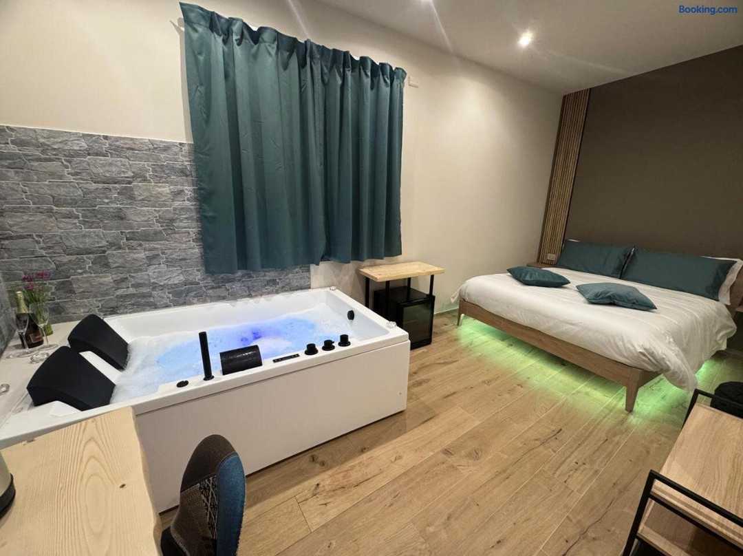 La Mora Rooms