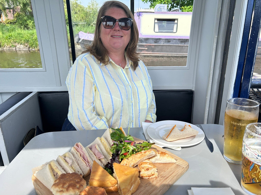 Lancashire Canal Cruises-Burscough必去景点