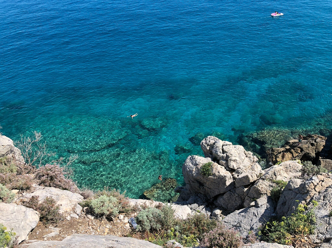Spiaggia di Punta Crena-菲纳莱利古雷必去景点