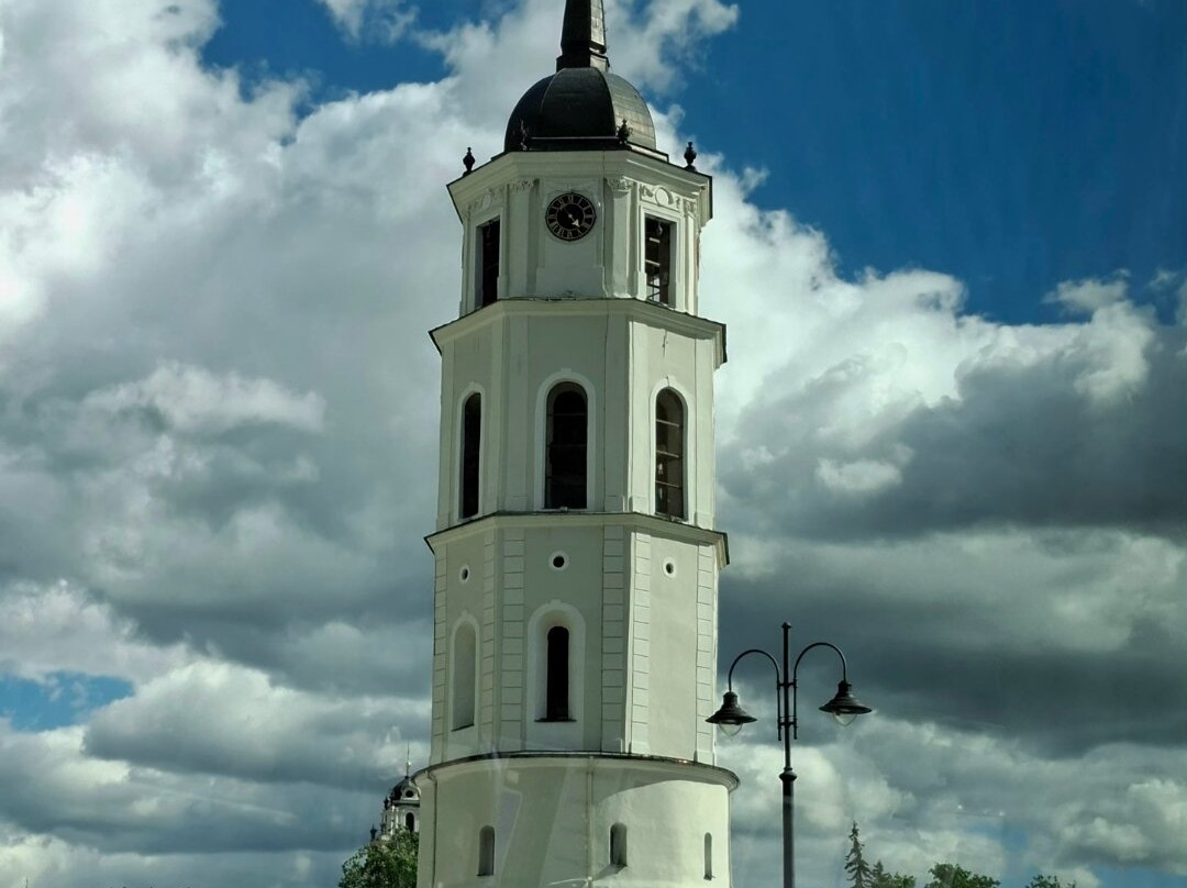 Bell Tower of Vilnius Cathedral-维尔纽斯必去景点