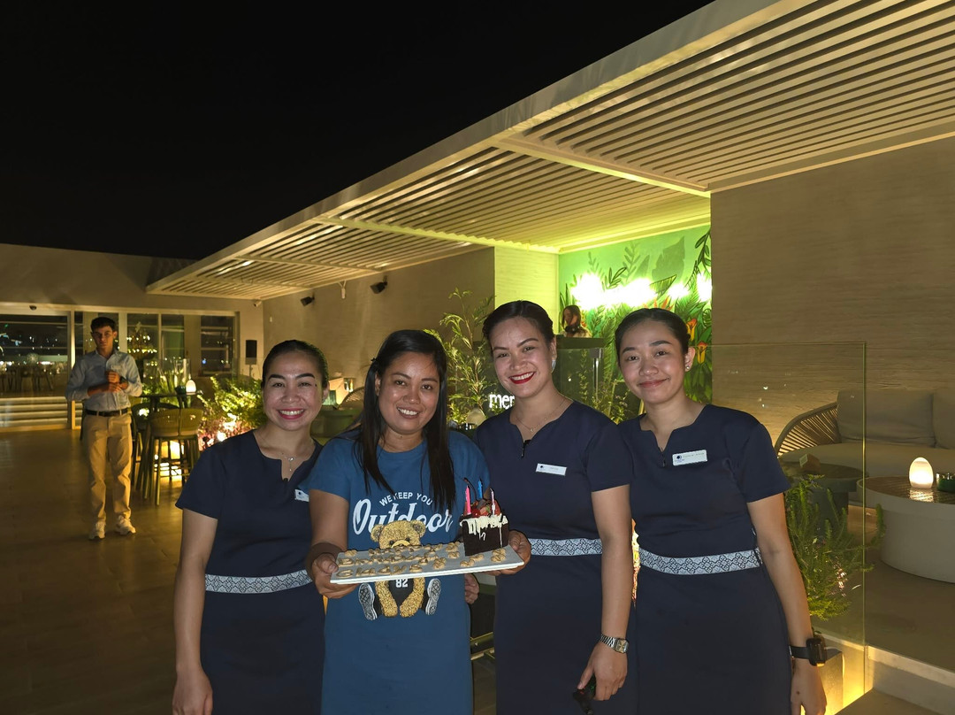 Meraya Rooftop Lounge