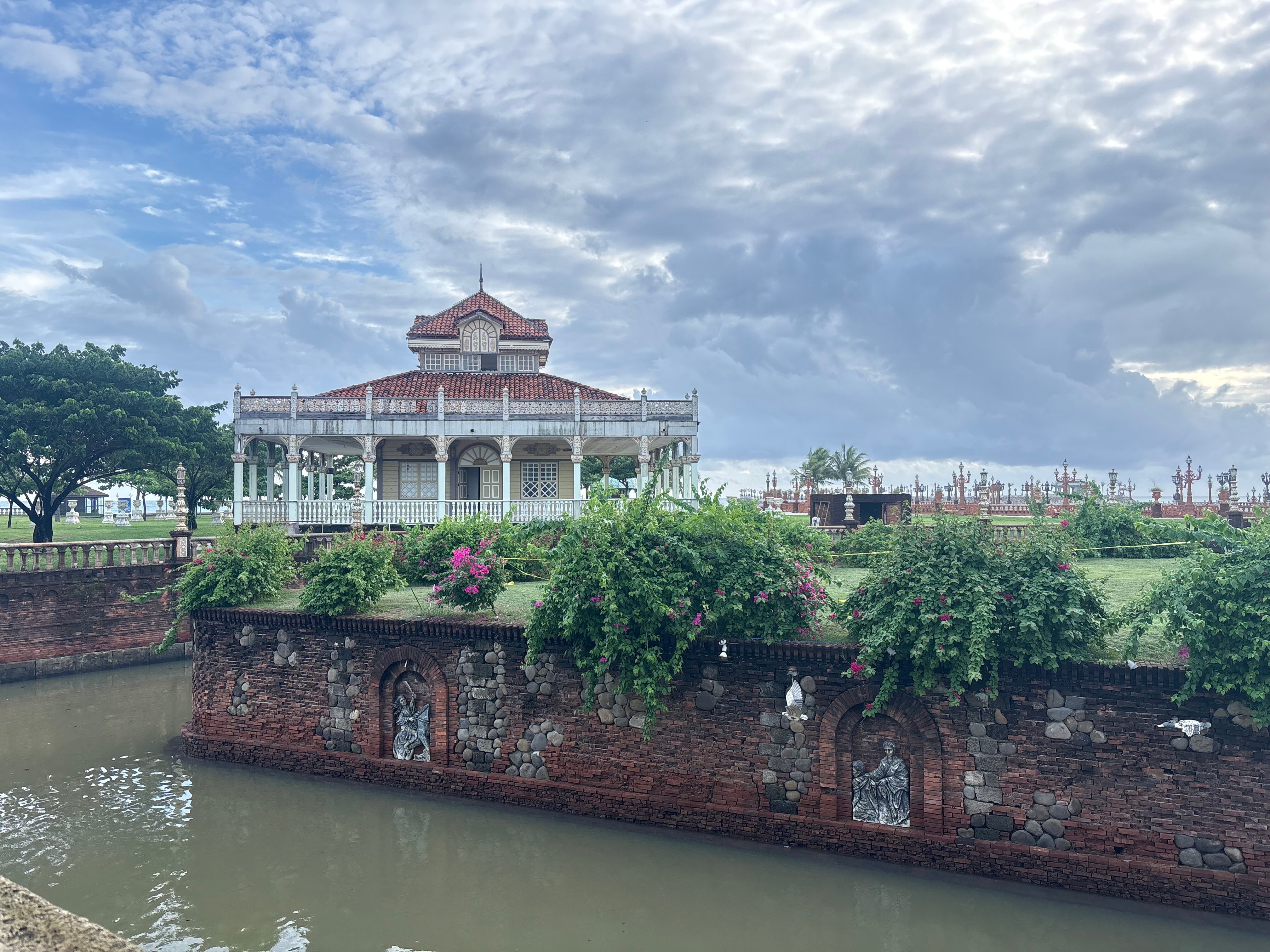 阿库沙拉斯卡萨斯菲律宾人酒店-旅行者