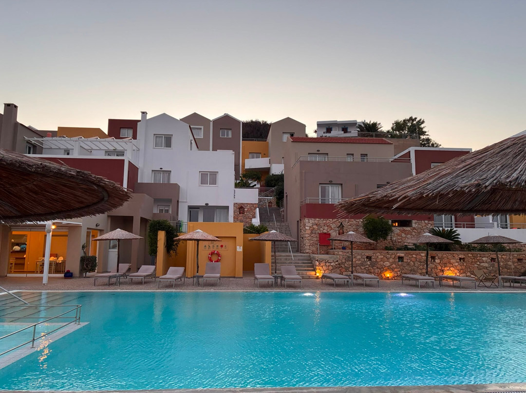 Apolis Beachscape Hotel主图