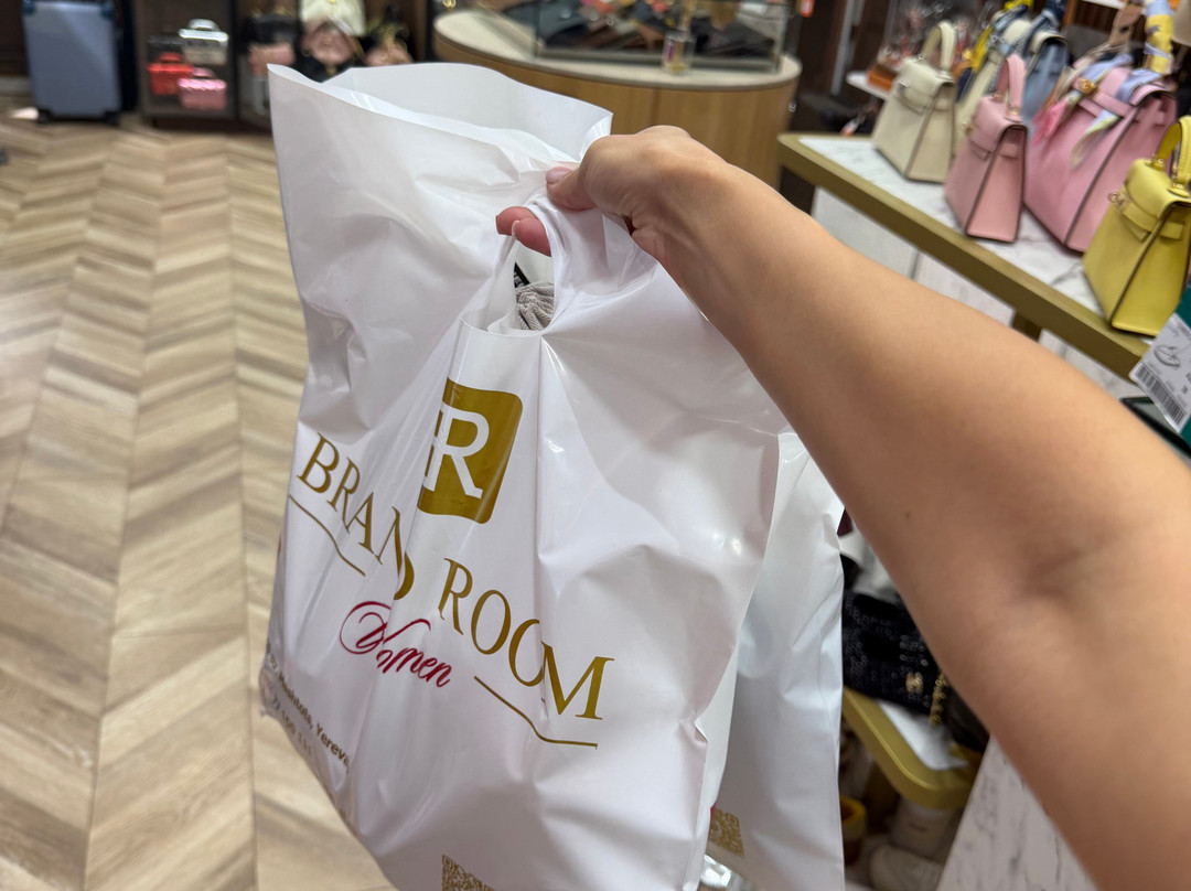 Brand Room Women-埃里温必去景点