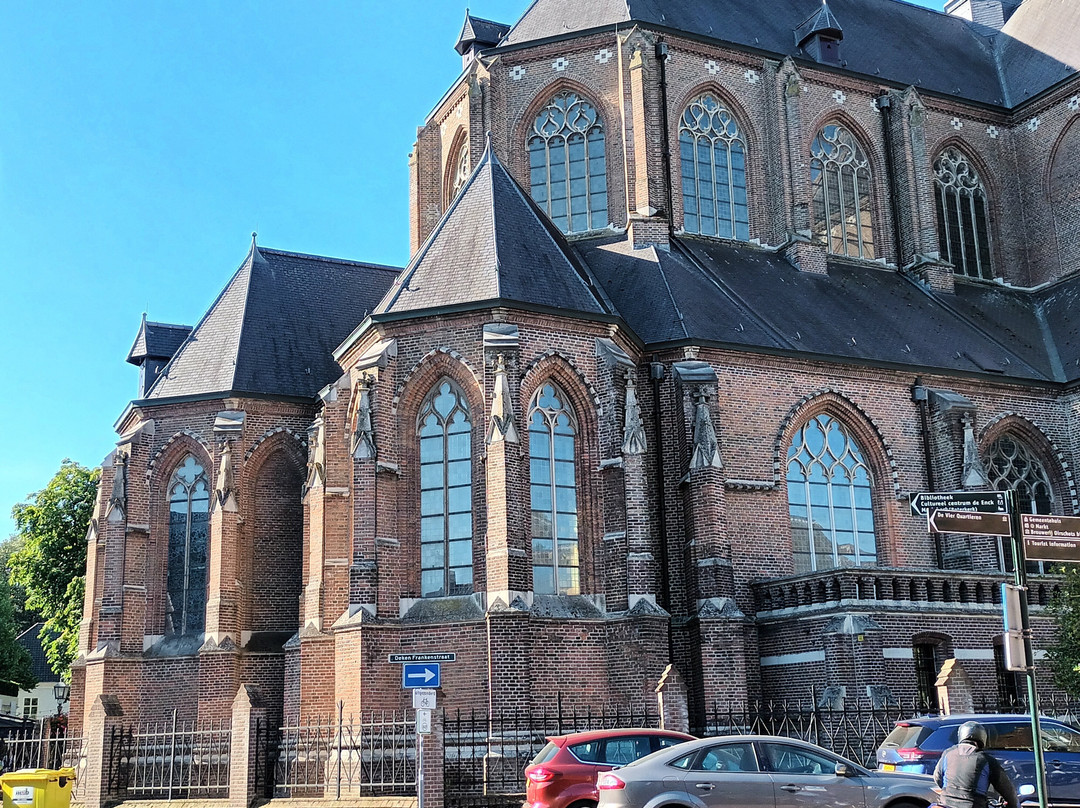 Sint Petrusbasiliek-Oirschot必去景点