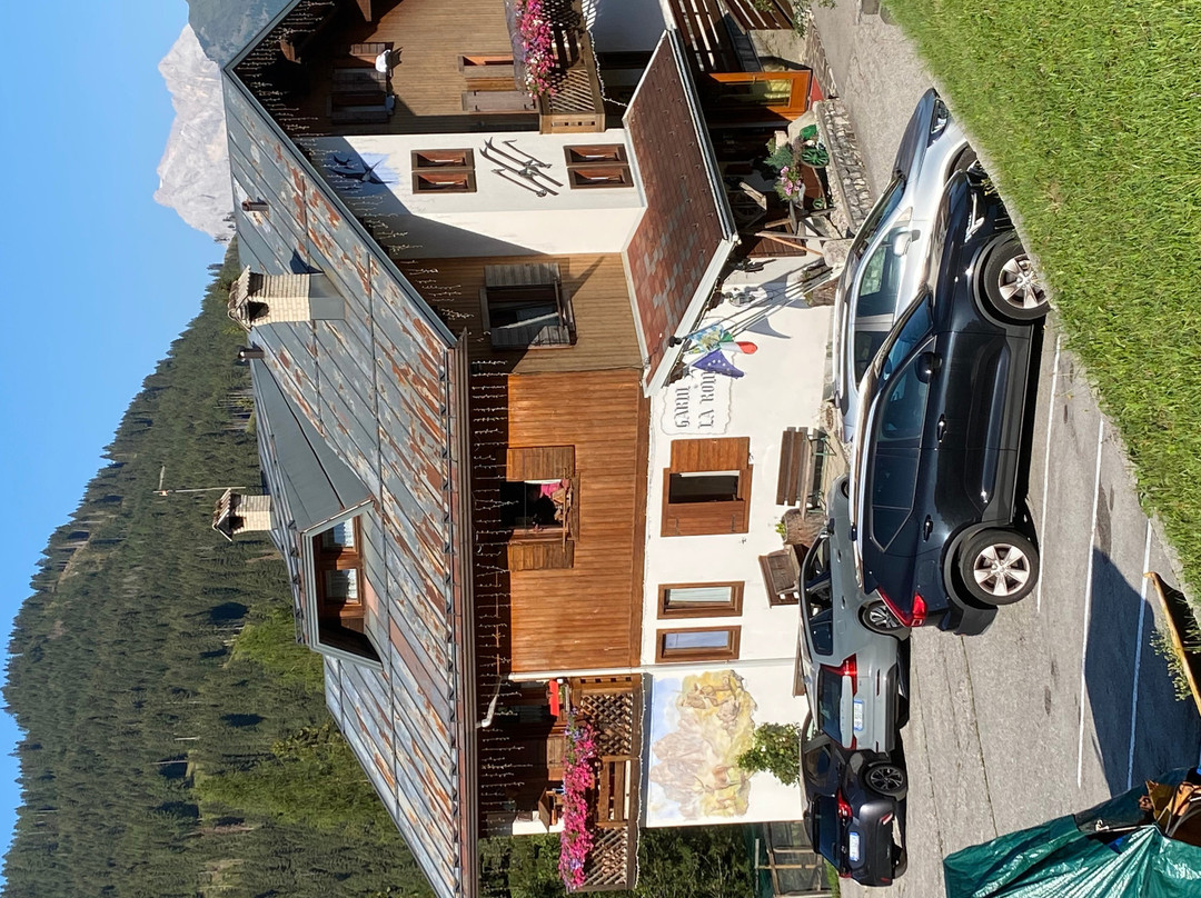 Garni La Rondine
