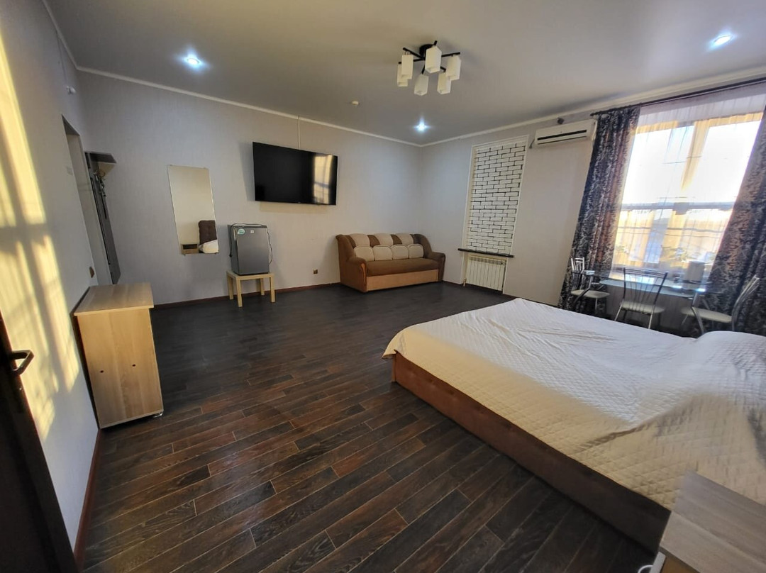 DeLyuks Mini-Hotel