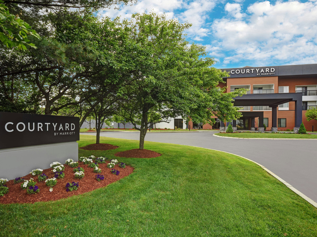 Assonet酒店住宿-Courtyard Boston Raynham