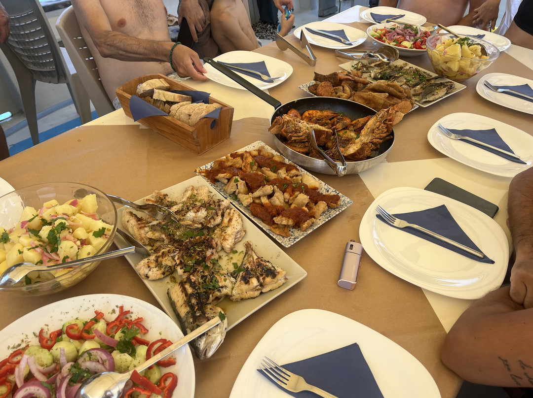 Fishing Tourism Kefalonia Dimitrios-Efthimia-Katelios必去景点