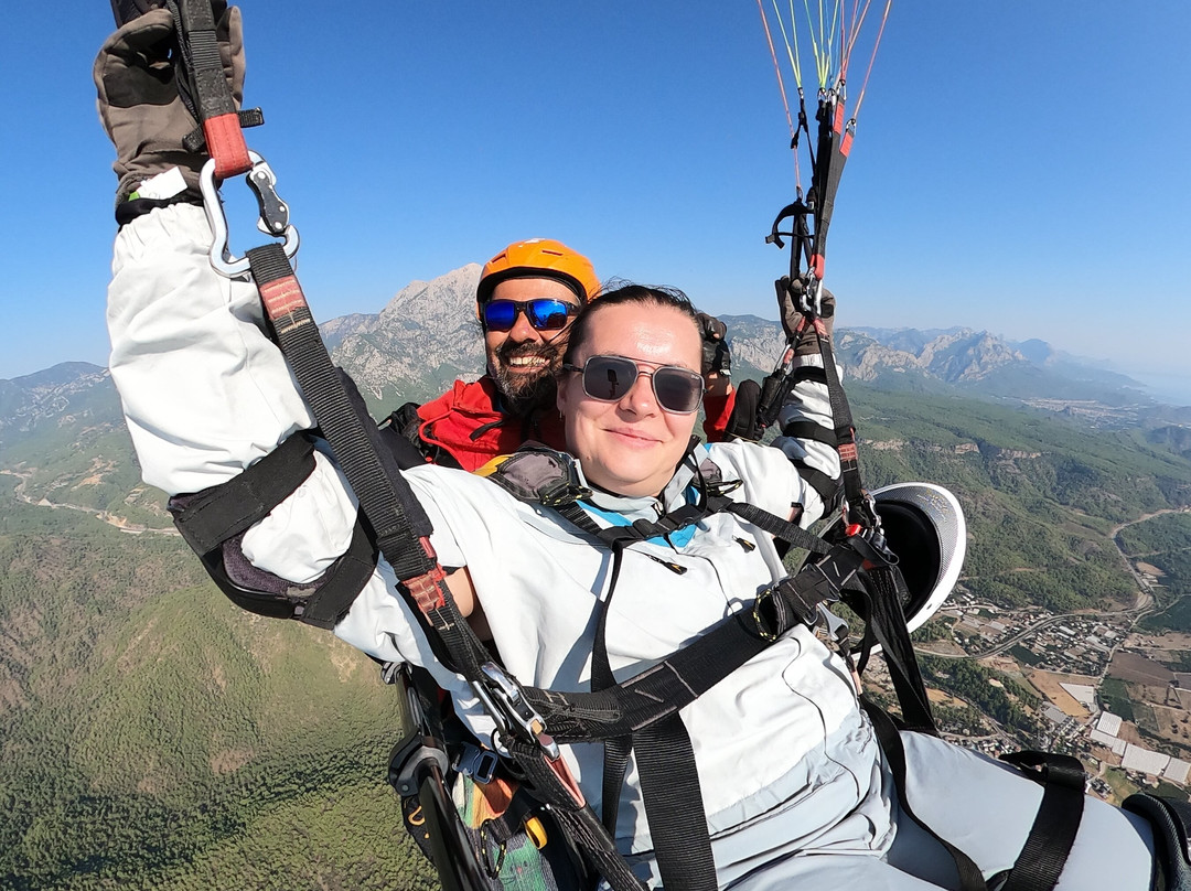 Escape Tahtali Tandem Paragliding Antalya-Tekirova必去景点