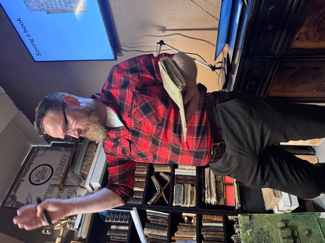 Old Icelandic Books-Gardabaer必去景点