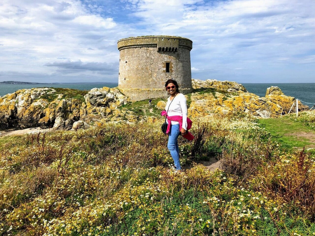 Howth Cliff Cruises-霍斯必去景点