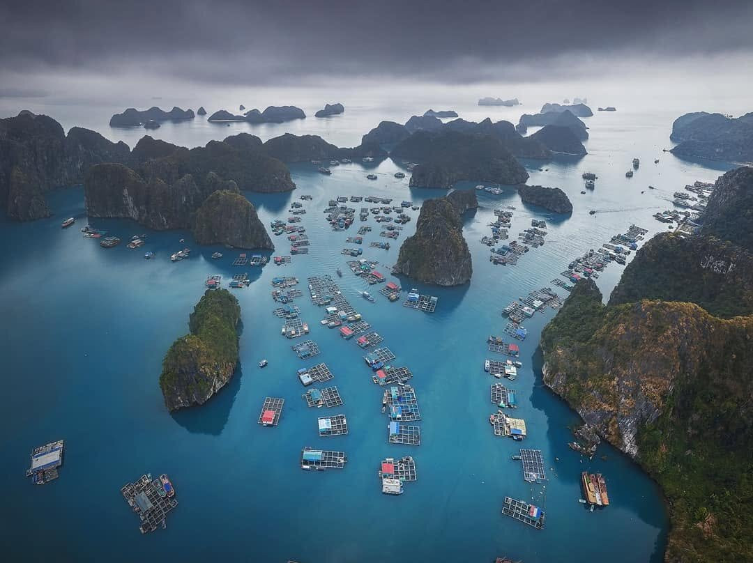 Cua Van Floating Village-下龙湾必去景点