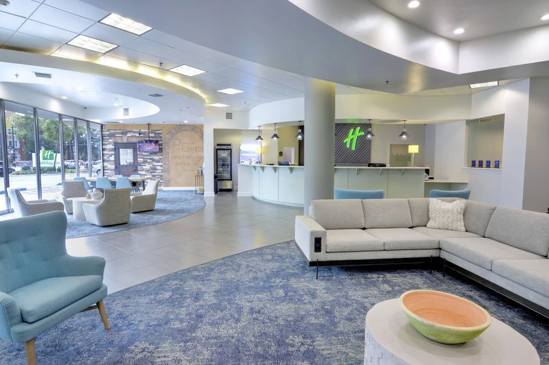 Holiday Inn 盖恩斯维尔大学CTR
