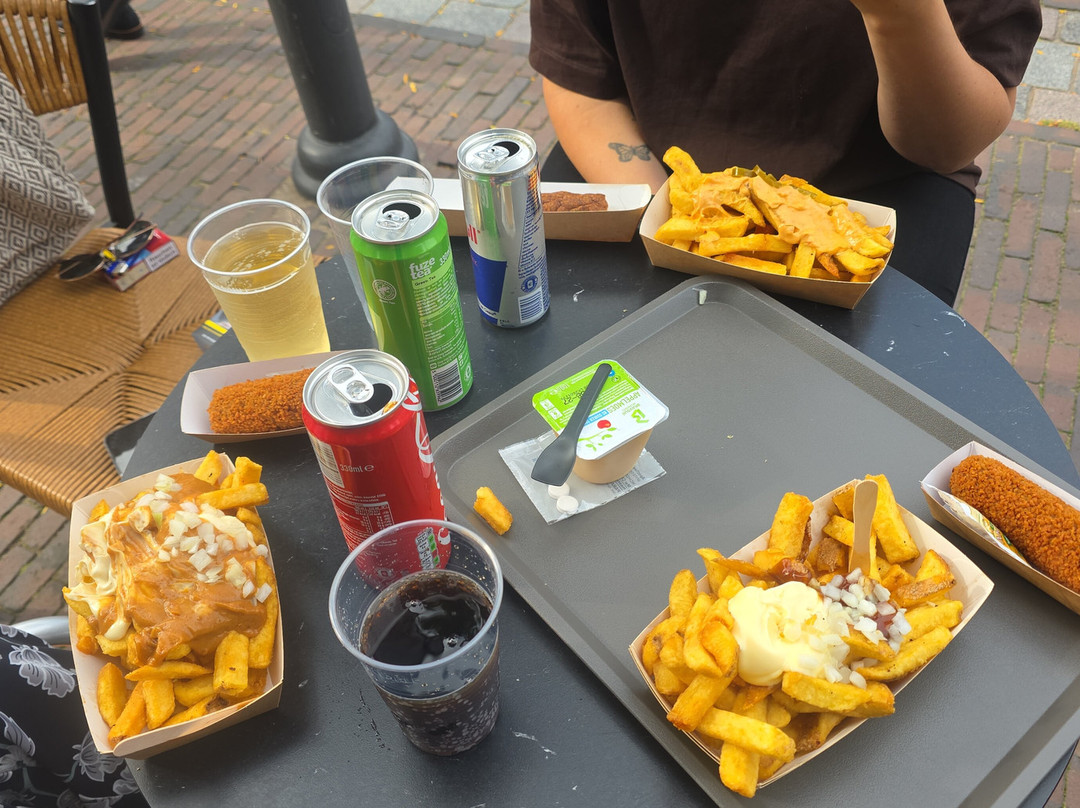 Van Waerde | Verse friet & Softijs