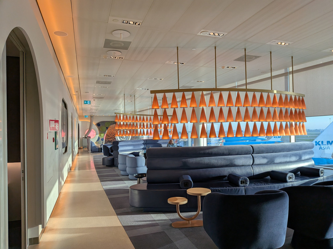 Oneworld Lounge, Lounge No.40