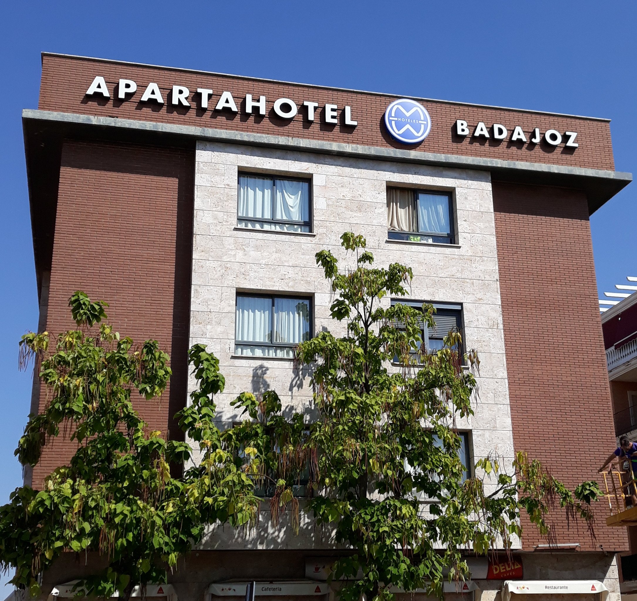 ApartHotel MM Badajoz-官方