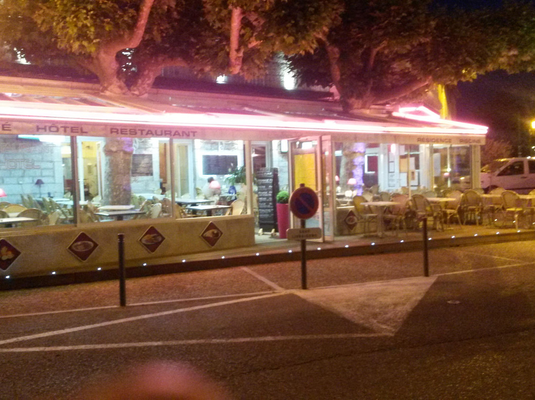 Hotel Theodore