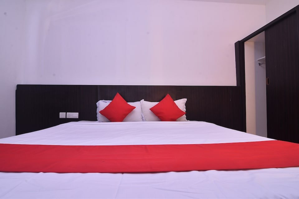 OYO 43960 Laksamana Executive & Boutique Hotel