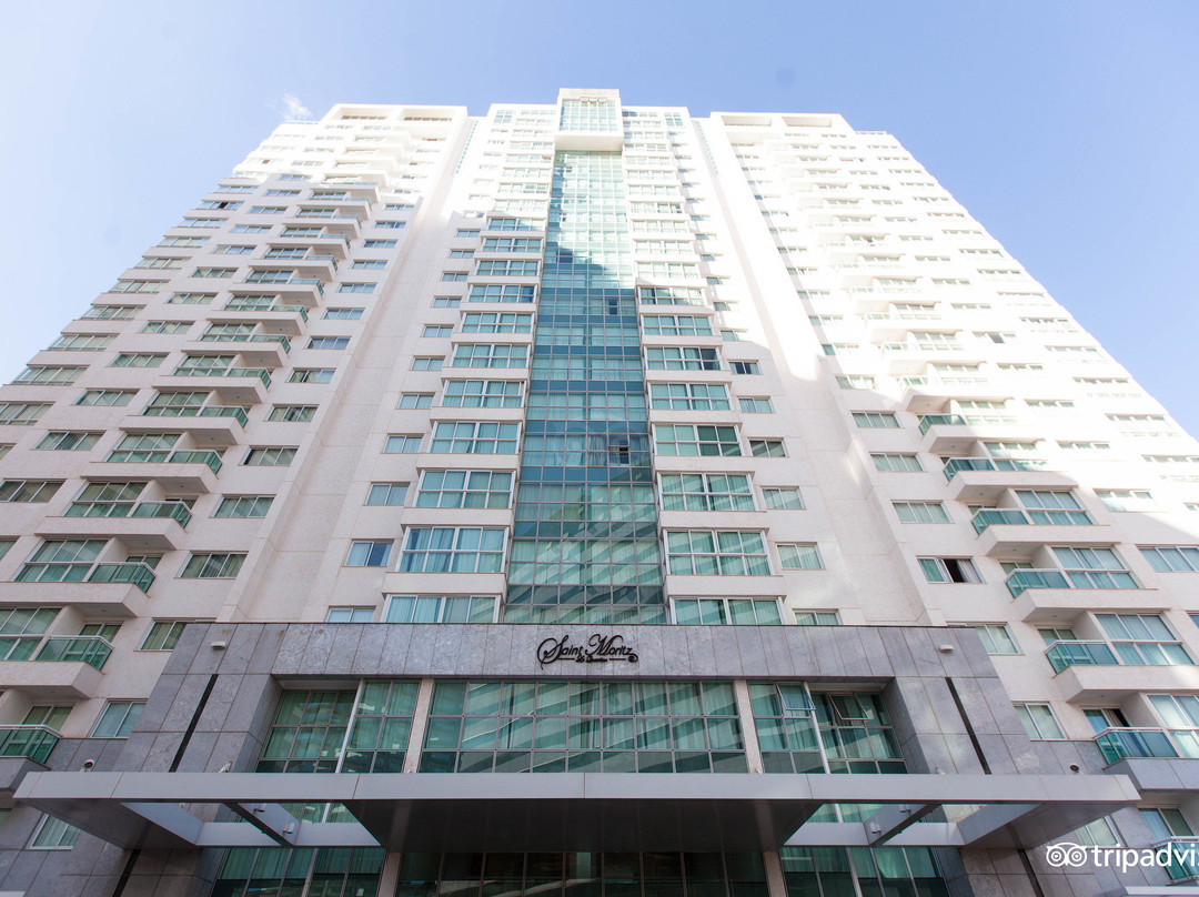 Saint Moritz Hplus Express