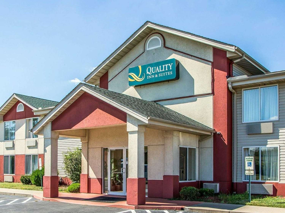 Quality Inn & Suites Middletown - Franklin主图