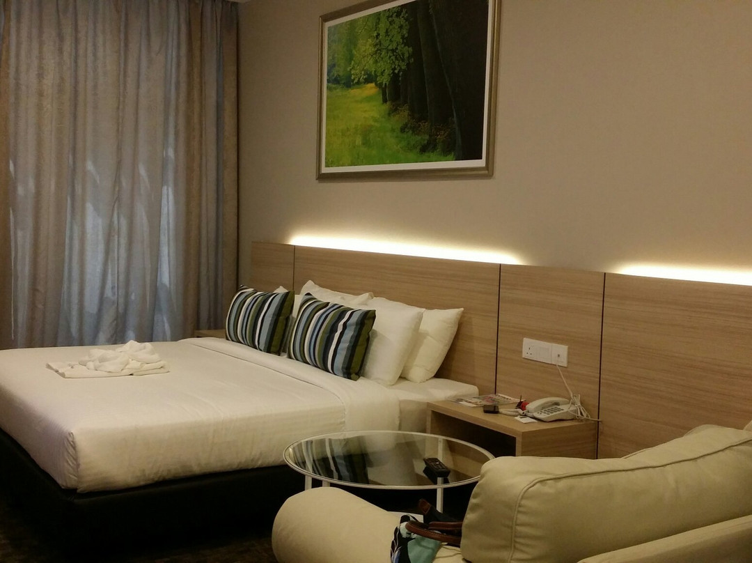 Triple Tree Xpress Hotel