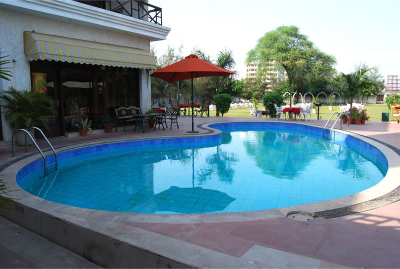 Bristol Hotel & Resort