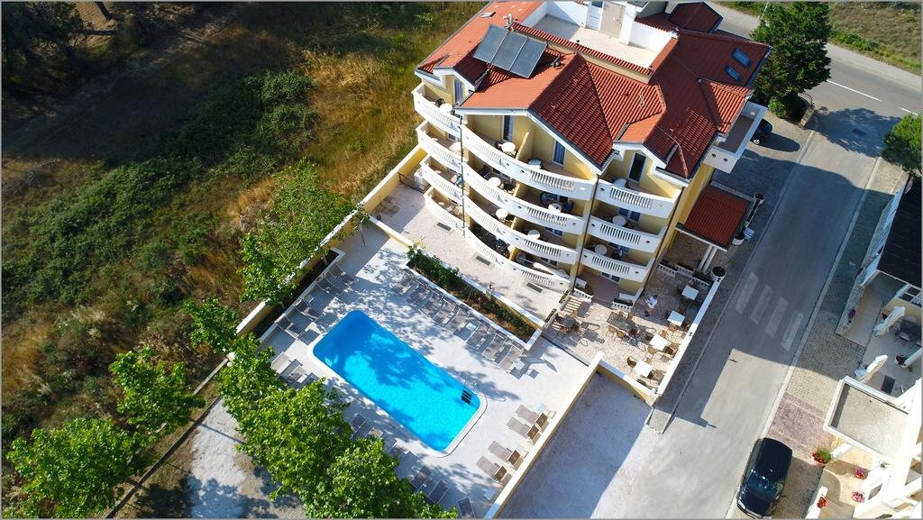 Aparthotel Zaton