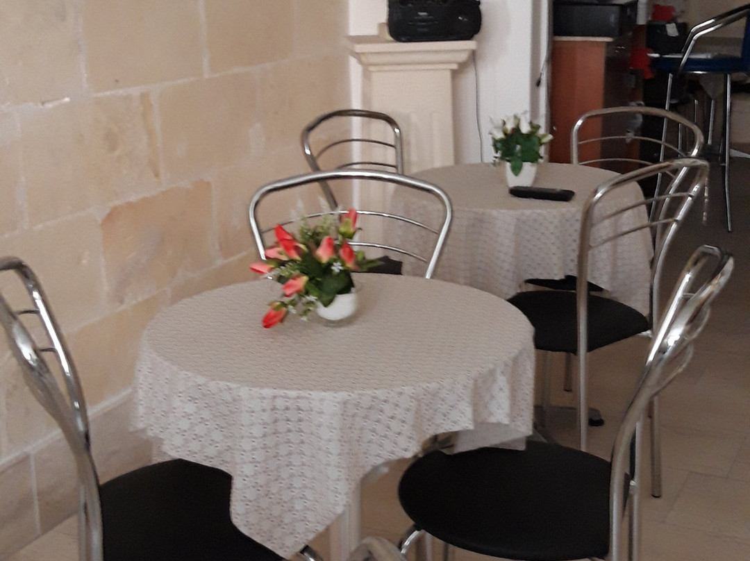 Lizzano酒店住宿-Il Sole Di Puglia B&b