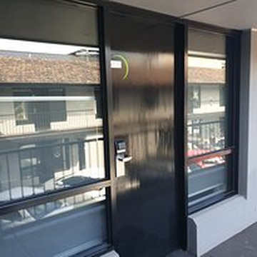 公园山峰公寓主图