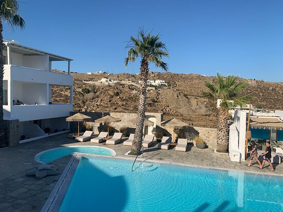 帕雷蒂亚姆酒店主图