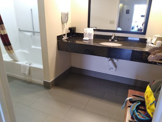 Red Roof Inn & Suites Calhoun