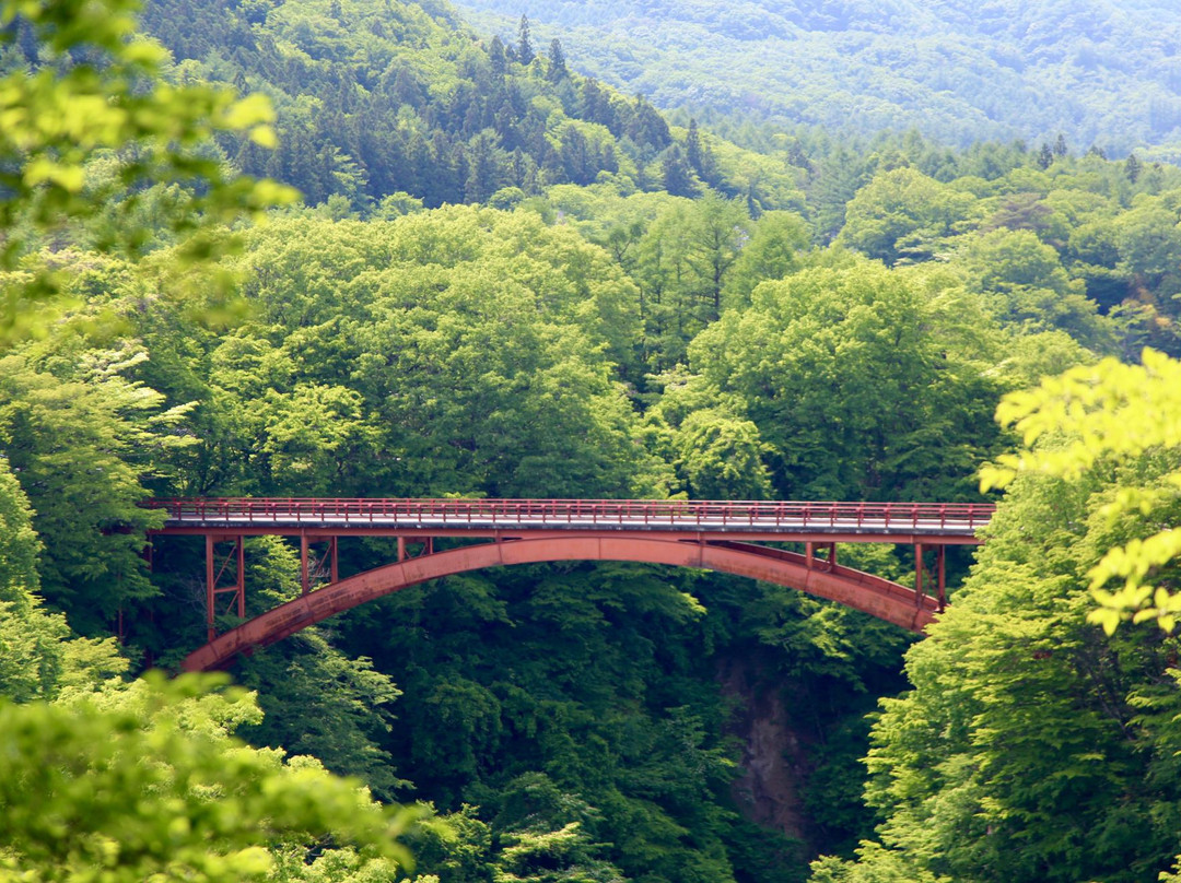 Yukiwari Bridge景点图片