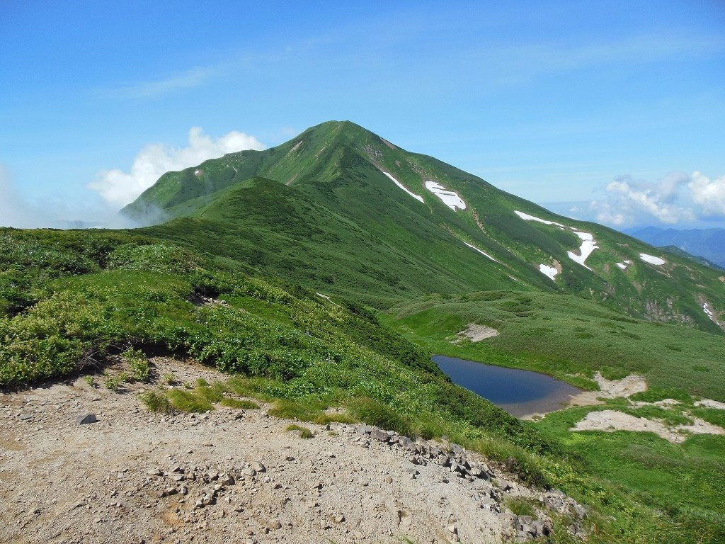 Iide Renpo Mountain Range景点图片