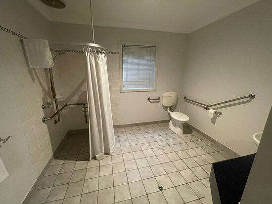 Belvoir Village Motel & Apartments主图