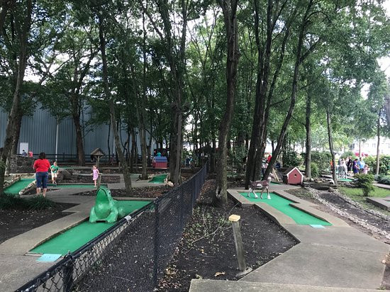 Vince's Sports Center-纽瓦克必去景点