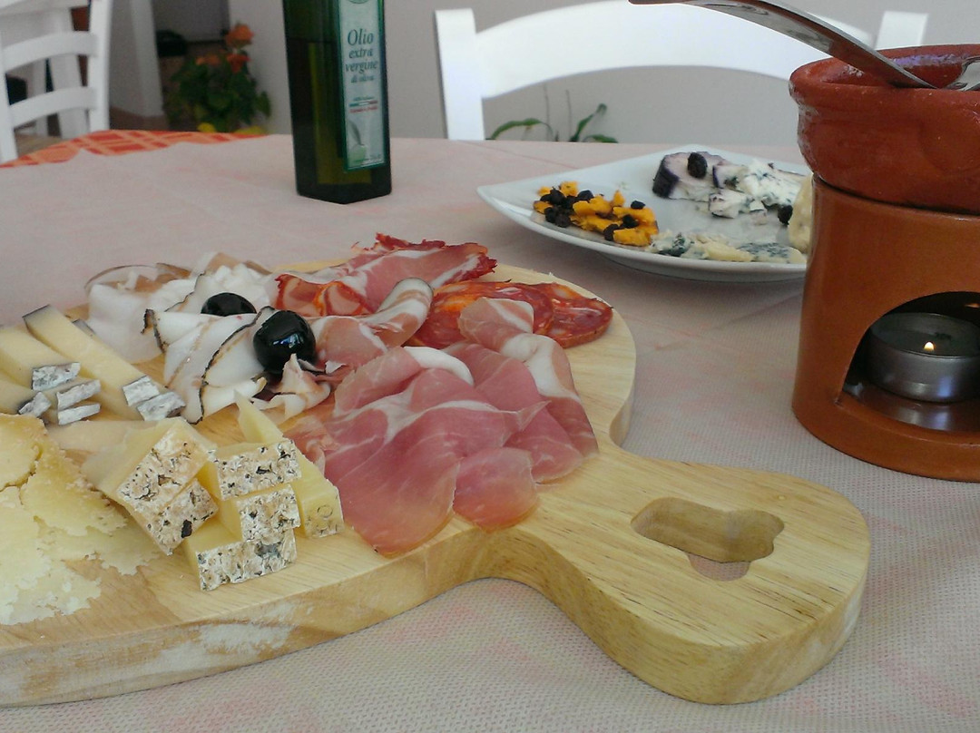 Antica Salumeria Formaggeria Mazzuca