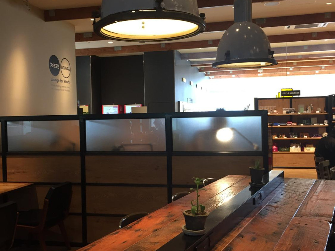 ザ・サードカフェ by スタンダードコーヒー